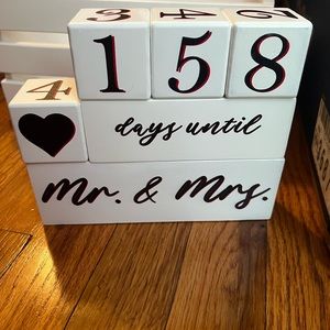 Wedding count down blocks